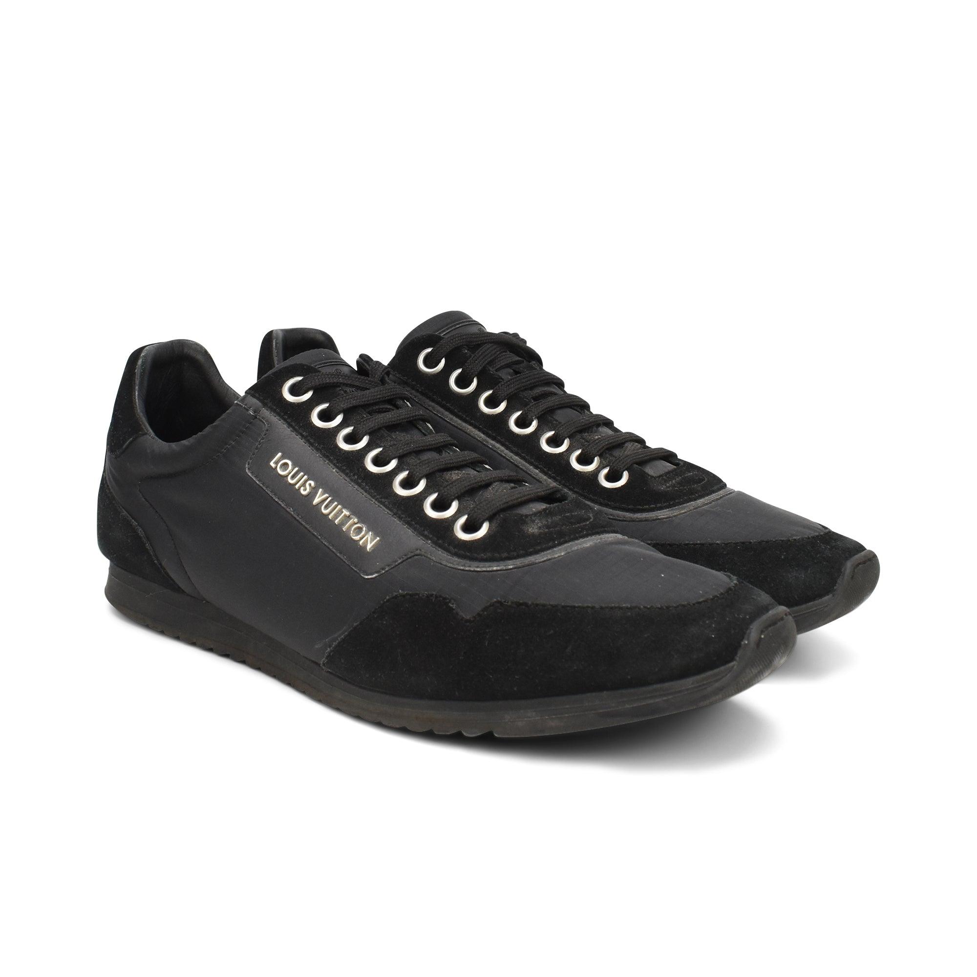Louis Vuitton Sneakers - Men's 10