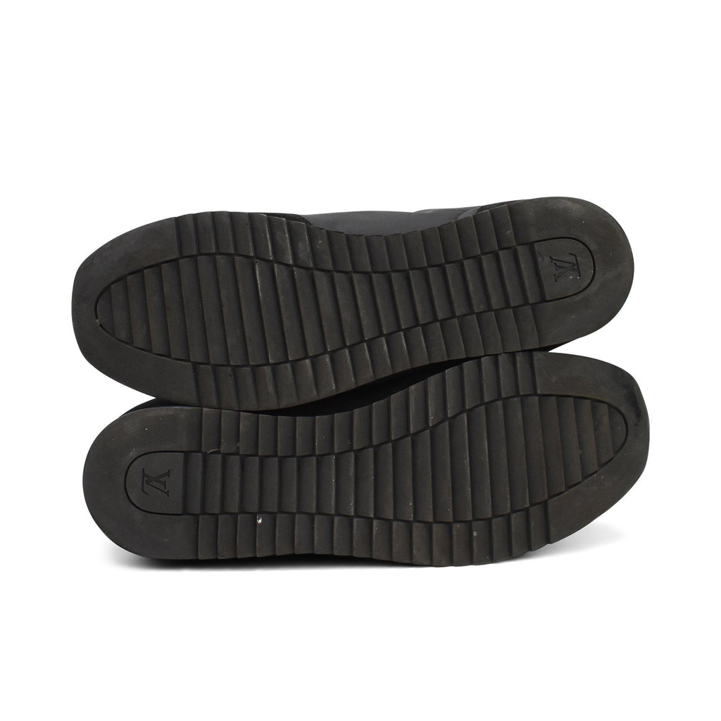 Louis Vuitton Sneakers - Men's 10