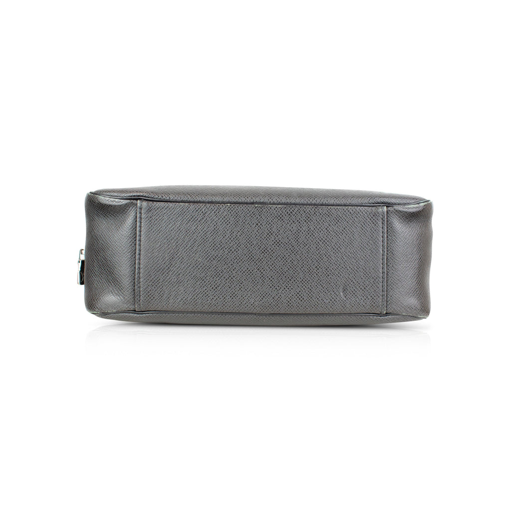 Louis Vuitton Toiletry Pouch