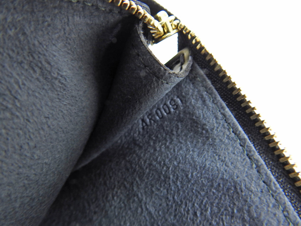 Louis Vuitton Black Epi Leather Pochette Accessoires Small Bag