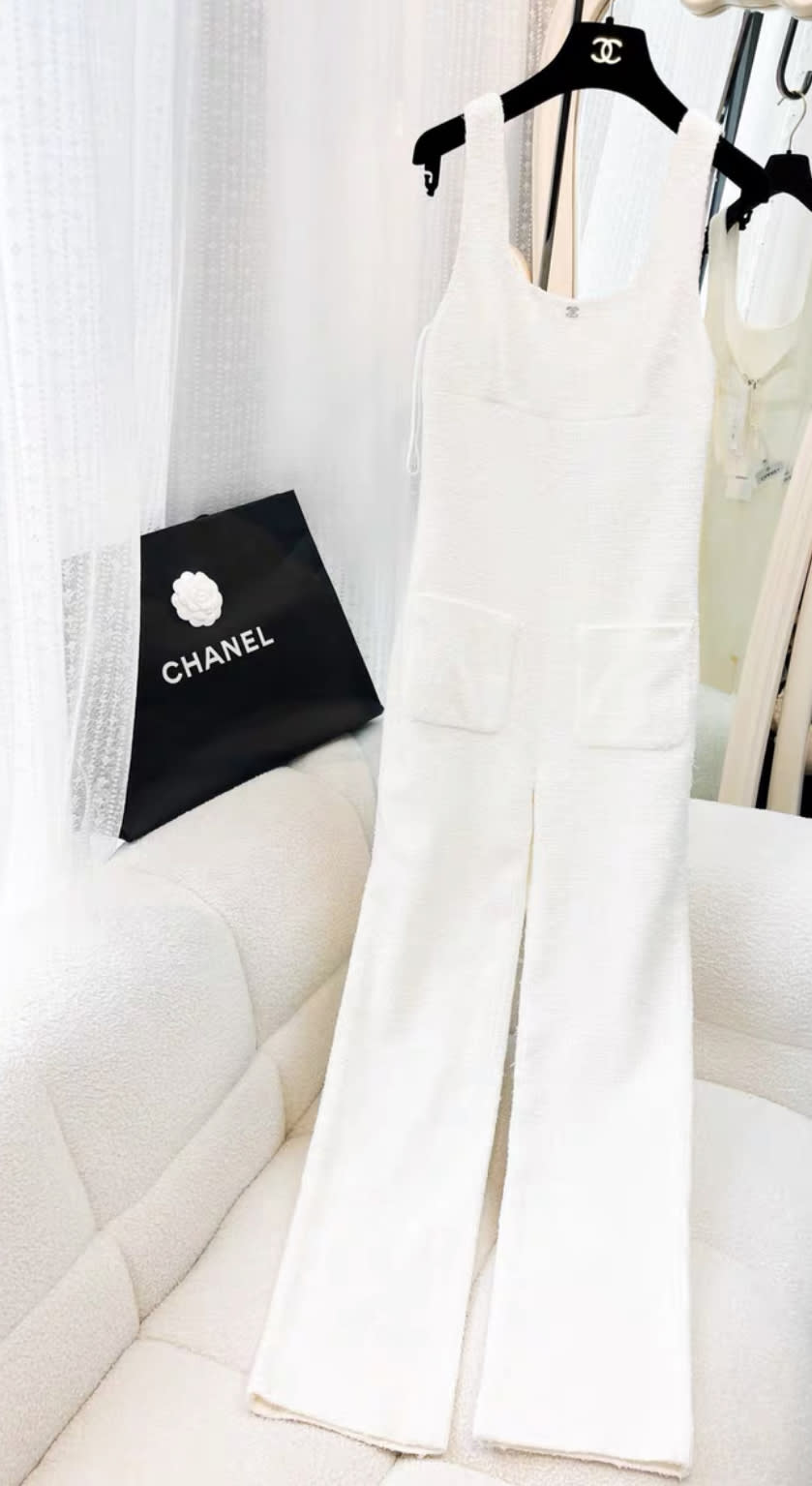 Chanel 23M coco beach White jumpsuit size 34FR