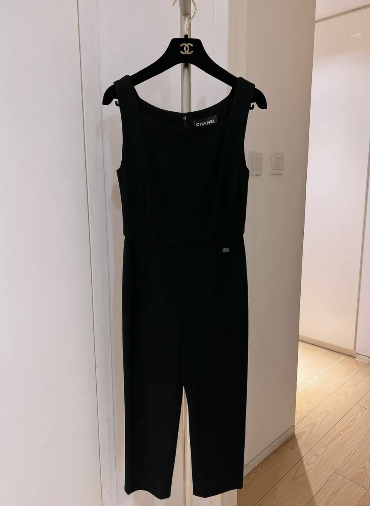 CHANEL 19S RUNWAY JUMPSUIT 36 FR
