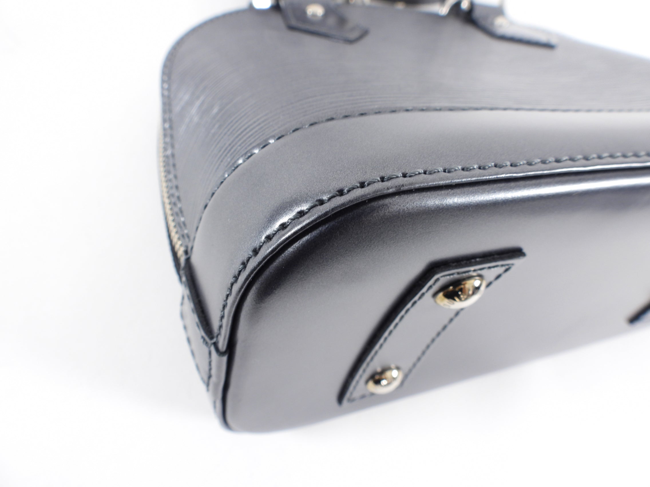 Louis Vuitton Grey Anthracite Epi Alma BB Crossbody Bag
