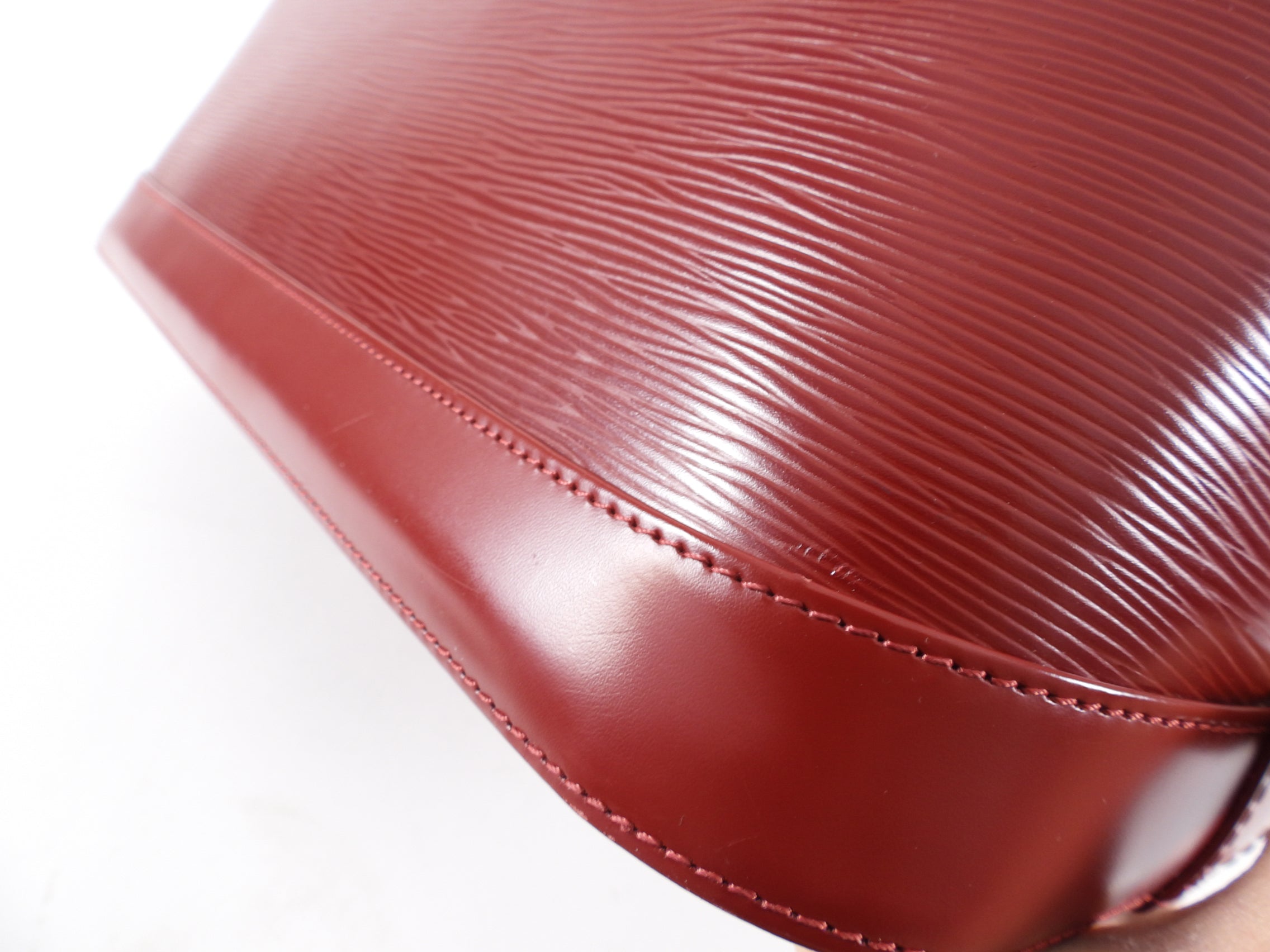 Louis Vuitton Carmine Epi Alma GM Bag