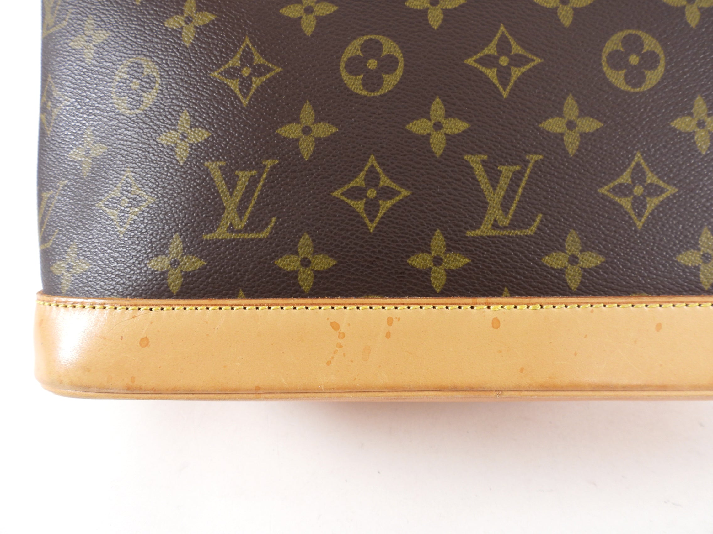 Louis Vuitton Vintage 1996 Monogram Alma PM Small Dome Bag