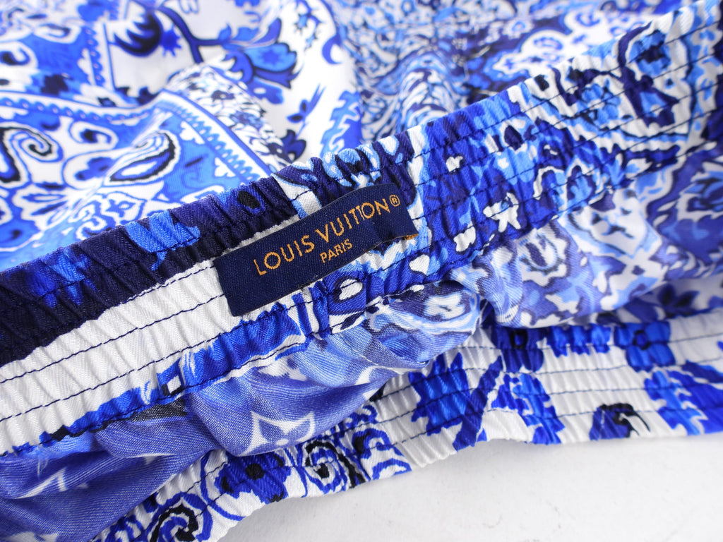 Louis Vuitton Blue and White Silk Twill Bandana Print Shorts - 38