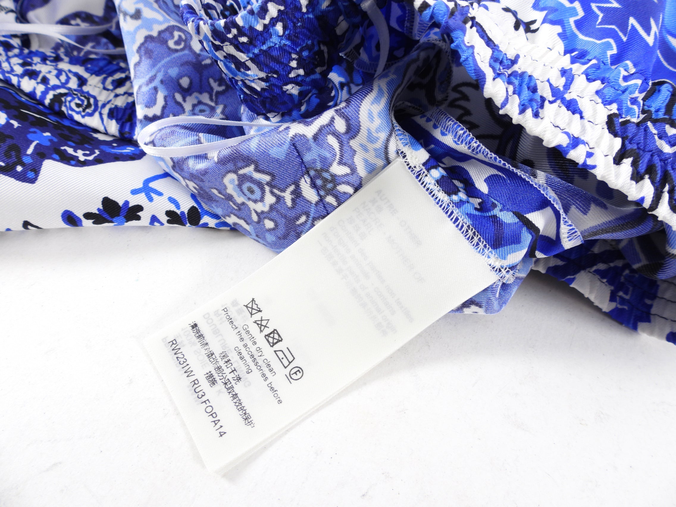 Louis Vuitton Blue and White Silk Twill Bandana Print Shorts - 38