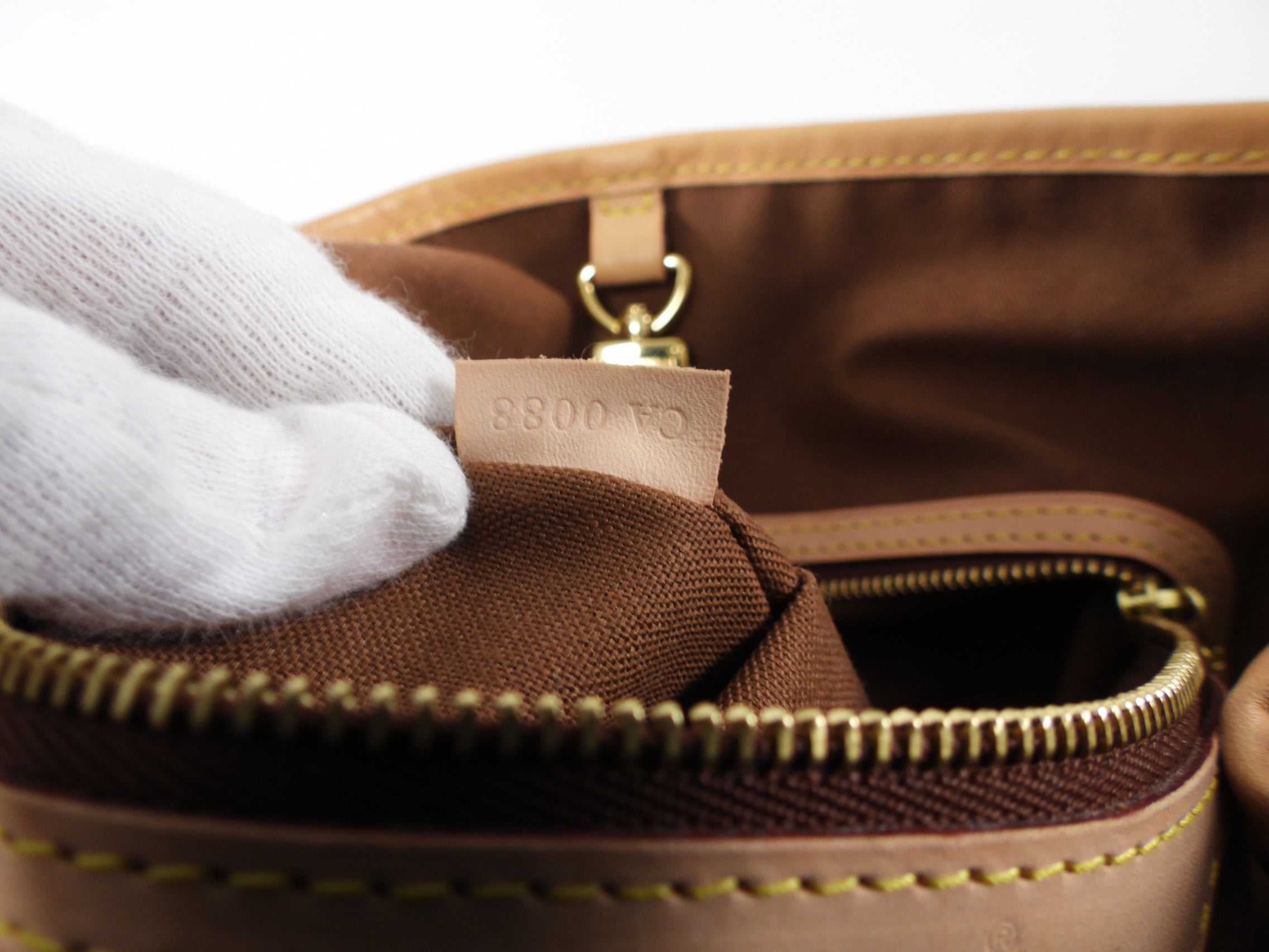 Louis Vuitton Monogram Batignolles Horizontal Bag