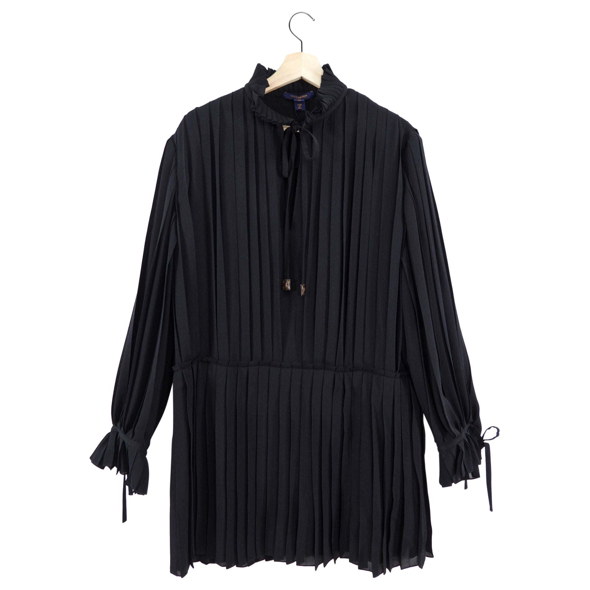 Louis Vuitton Black Silk Pleat Short Shift Dress - FR40 / USA 8