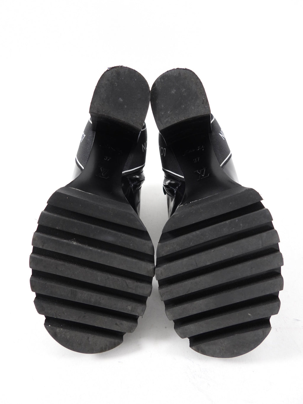 Louis Vuitton Black and White Leather Lace Up Logo boot - 37