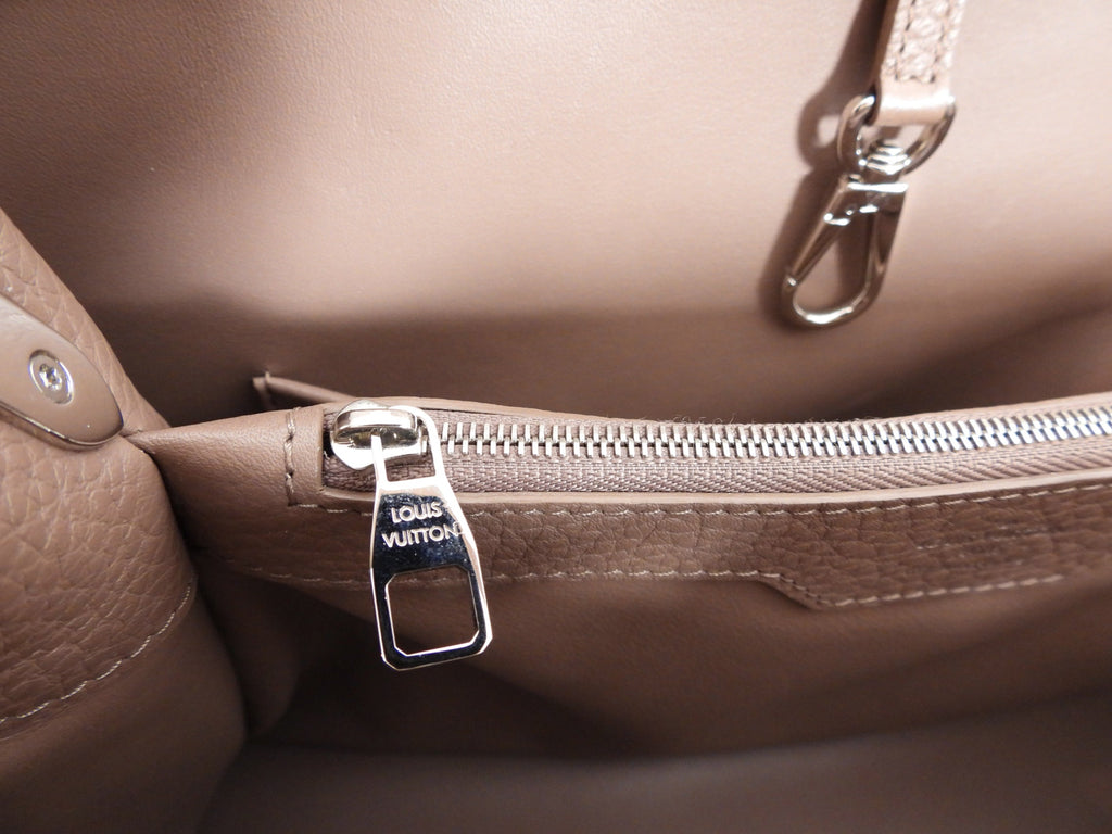 Louis Vuitton Light Beige Pink Taruillon Capucines MM Top Handle Bag