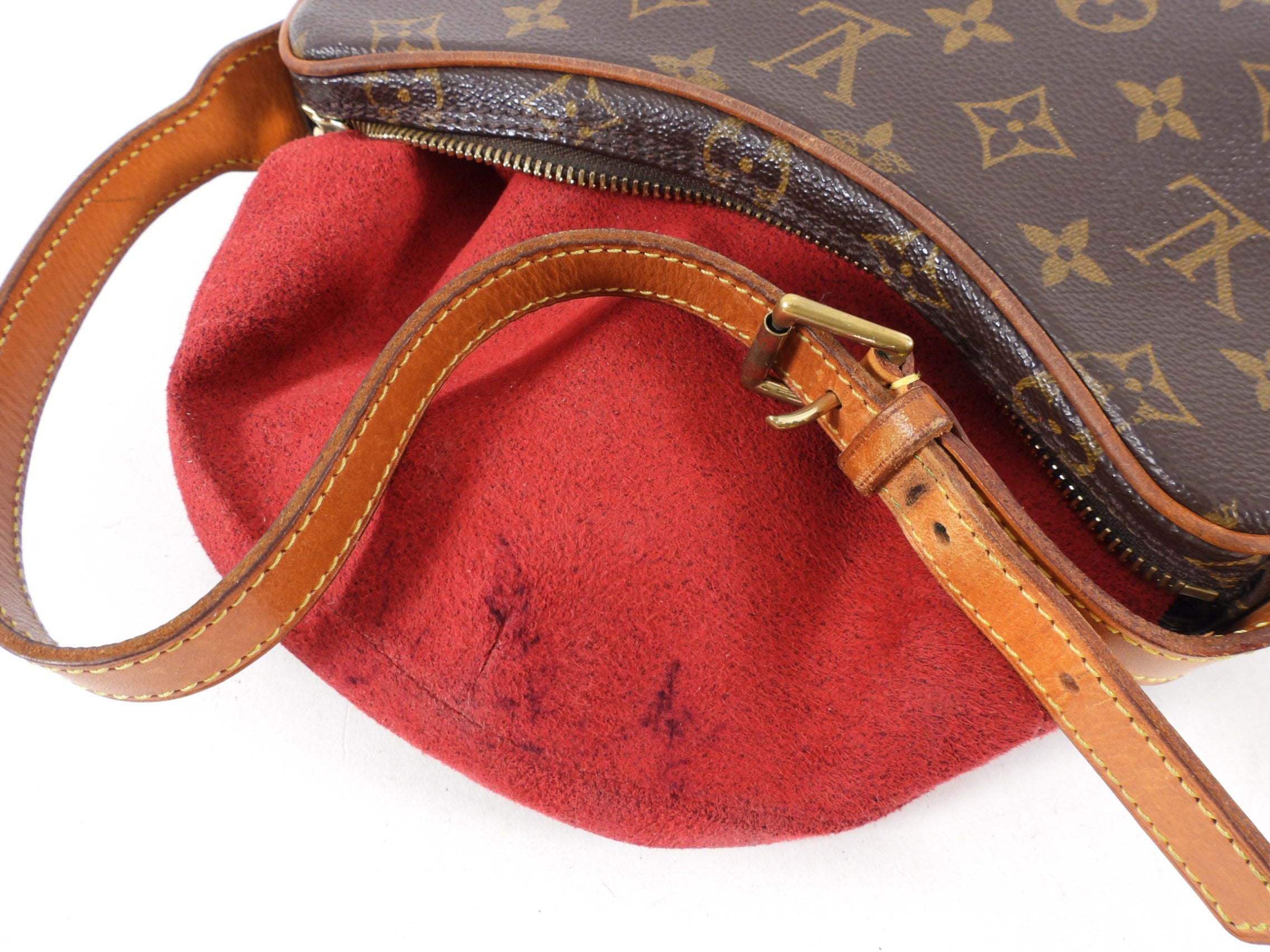 Louis Vuitton Monogram Canvas Croissant PM Baguette Bag