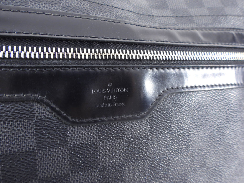 Louis Vuitton Damier Graphite District Messenger Laptop Bag