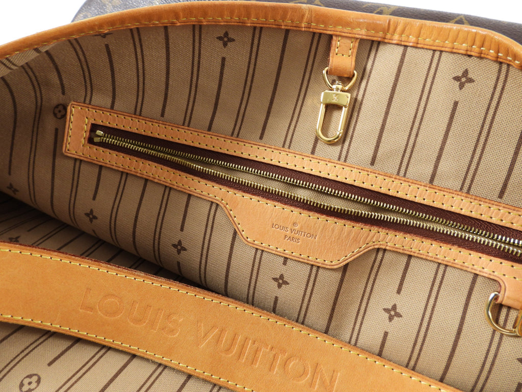 Louis Vuitton Monogram Canvas Delightful Bag