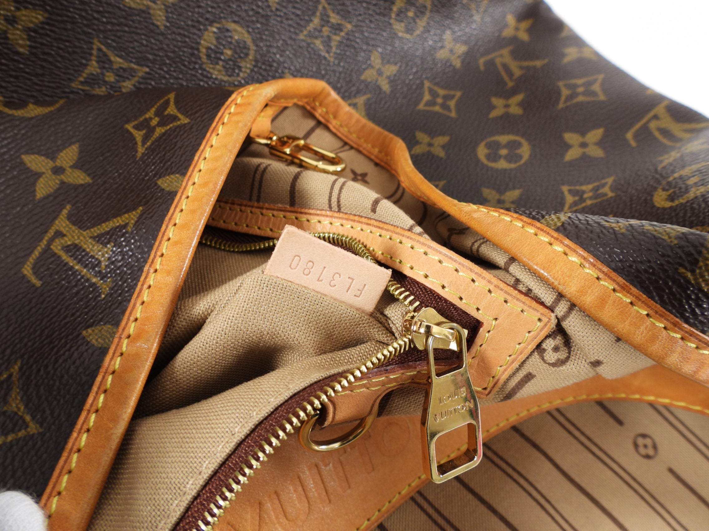 Louis Vuitton Monogram Canvas Delightful Bag