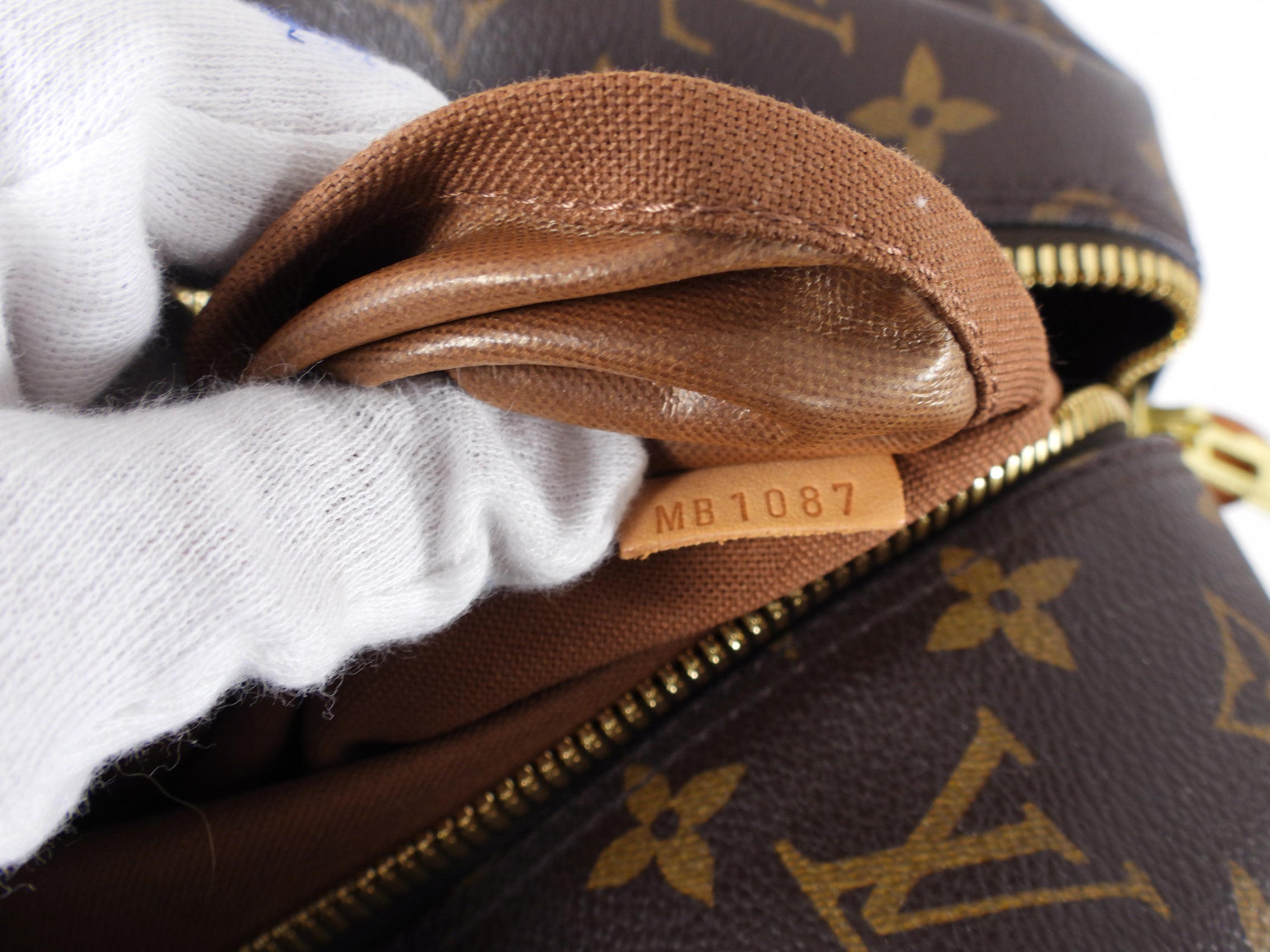 Louis Vuitton Eole 60 Monogram Rolling Luggage Travel Duffle Bag