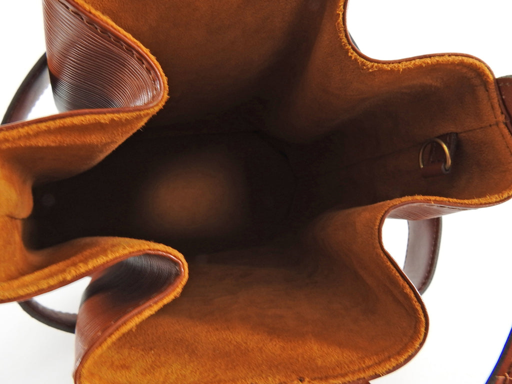 Louis Vuitton Vintage 1995 Cognac Epi Sac d'Epaule Bag