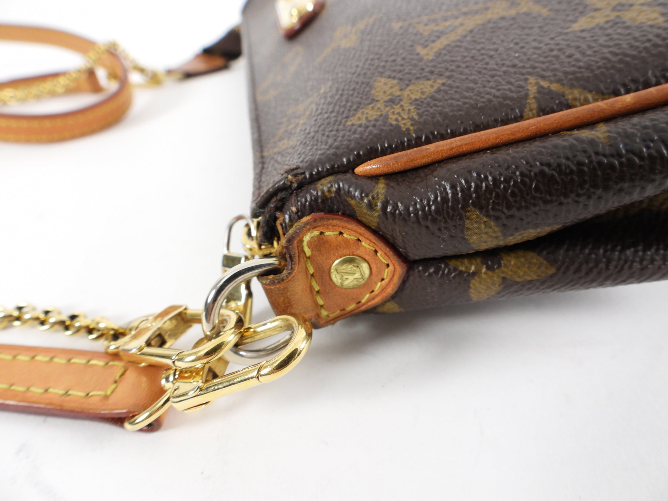 Louis Vuitton Monogram Eva Clutch / Crossbody 2-way Bag