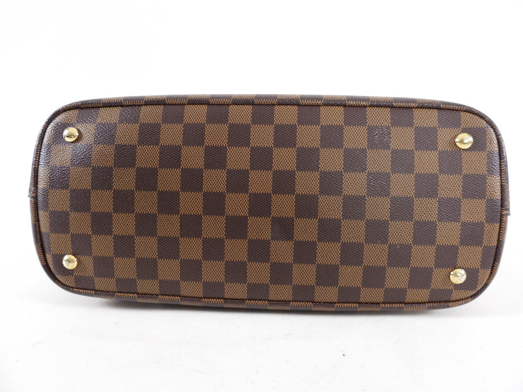 Louis Vuitton Damier Ebene Kensington Bag