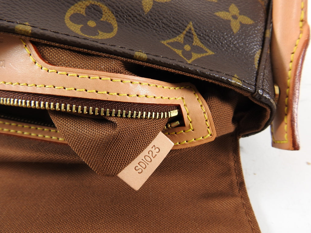 Louis Vuitton Monogram Canvas 2003 Looping PM Bag