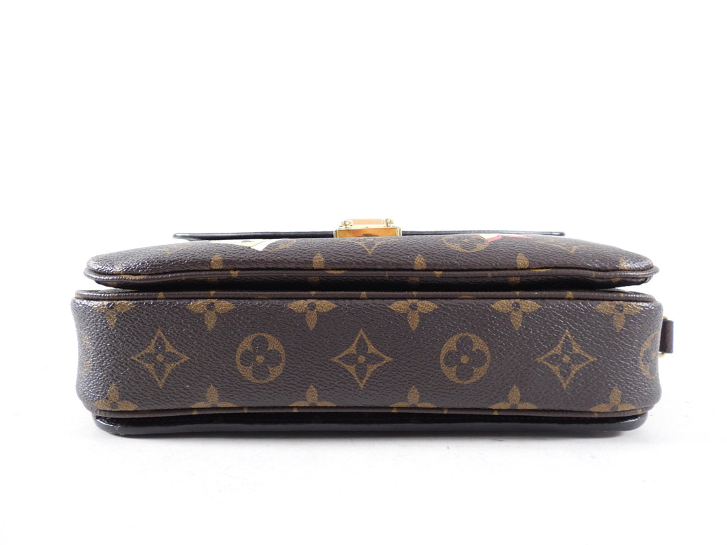 Louis Vuitton Limited Edition Pochette Metis Love Lock