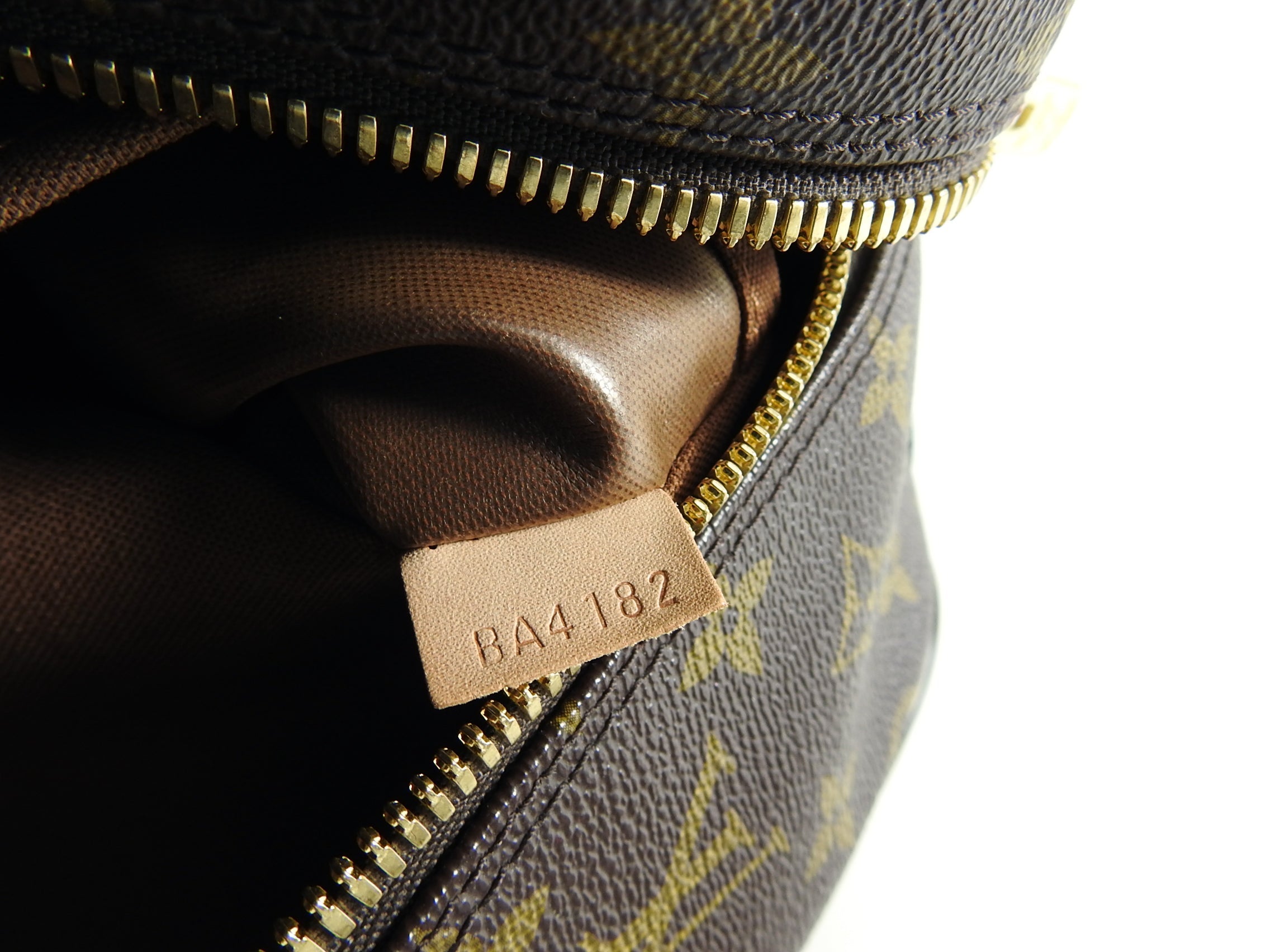Louis Vuitton Eole 50 Monogram Rolling Travel Luggage