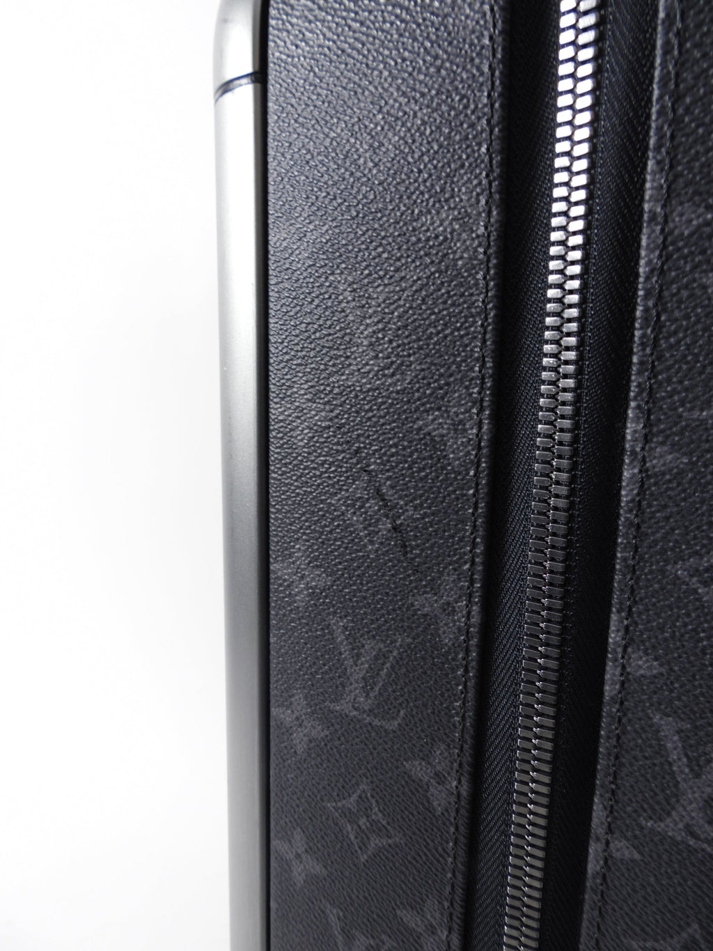 Louis Vuitton Monogram Eclipse Horizon 55 Rolling Luggage