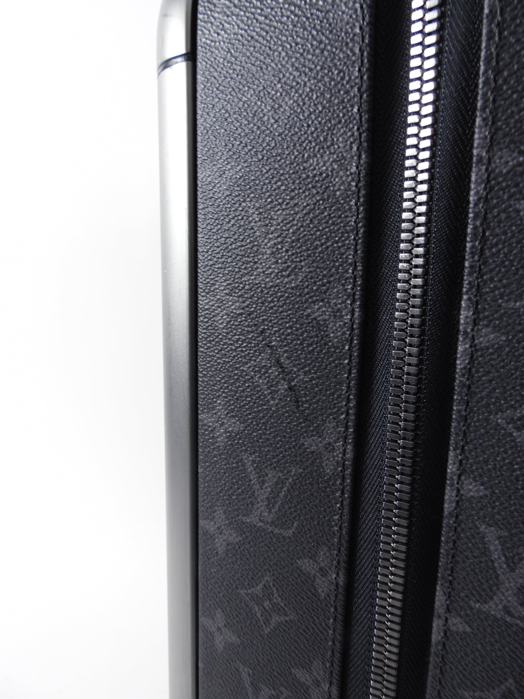 Louis Vuitton Monogram Eclipse Horizon 55 Rolling Luggage