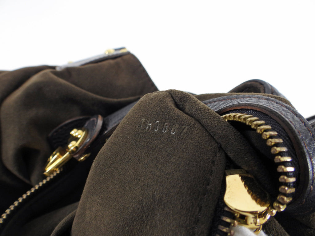 Louis Vuitton Black Mahina Leather Hobo XL