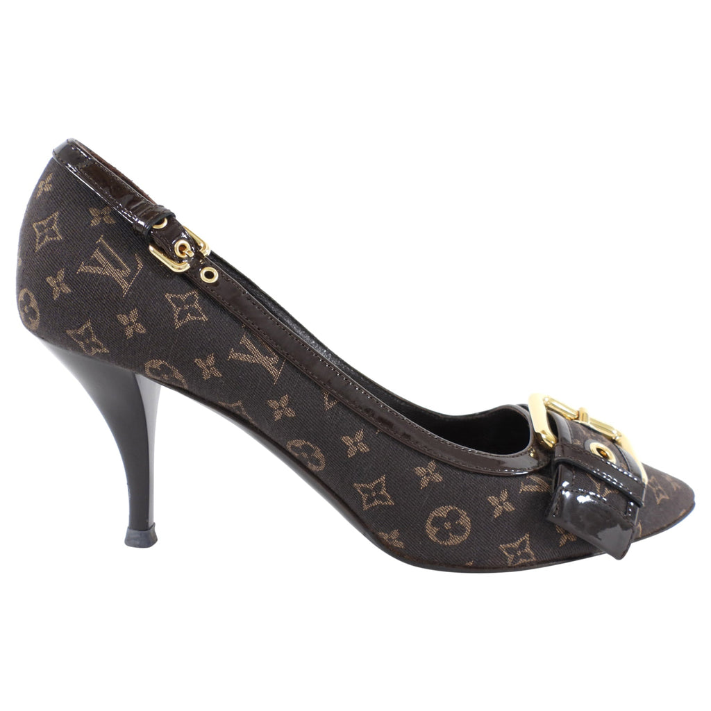 Louis Vuitton Vintage 2006 Brown Monogram Gold Buckle Pumps - 36.5