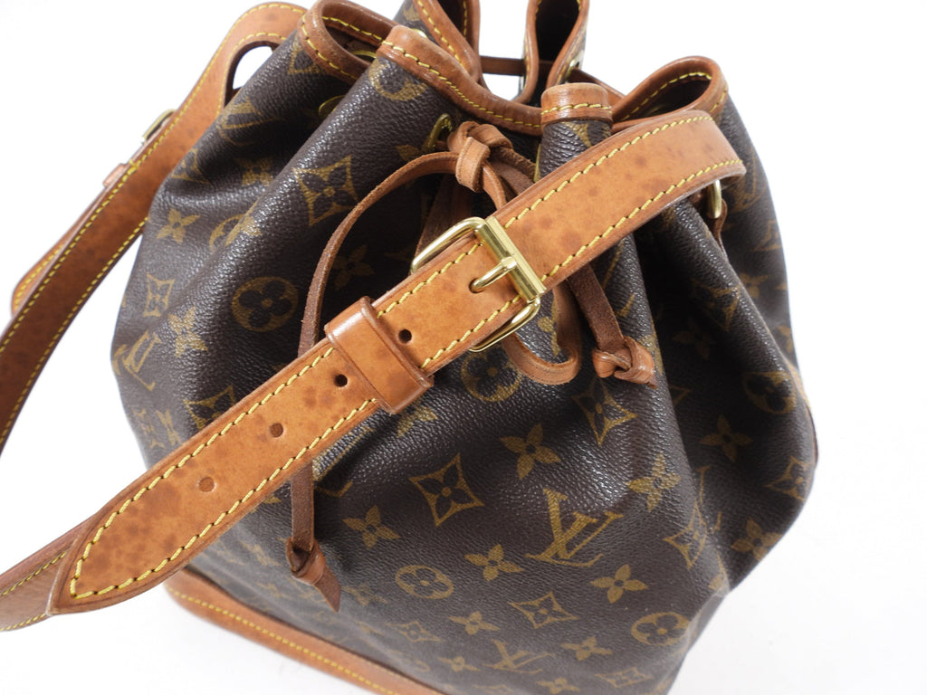 Louis Vuitton Vintage 1996 Monogram Canvas Noe GM Bag