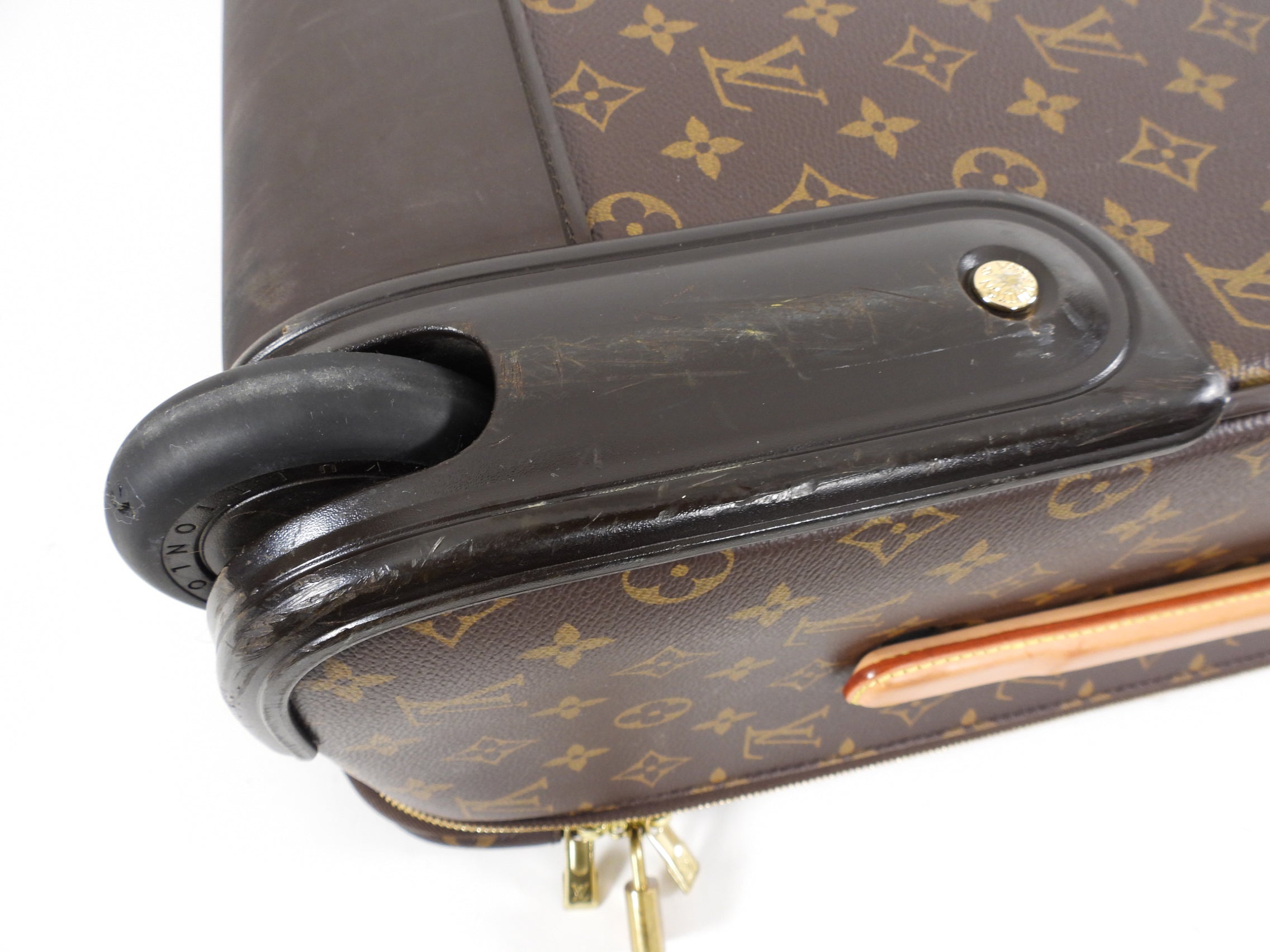 Louis Vuitton Monogram Canvas Pegase 55 Rolling Travel Luggage