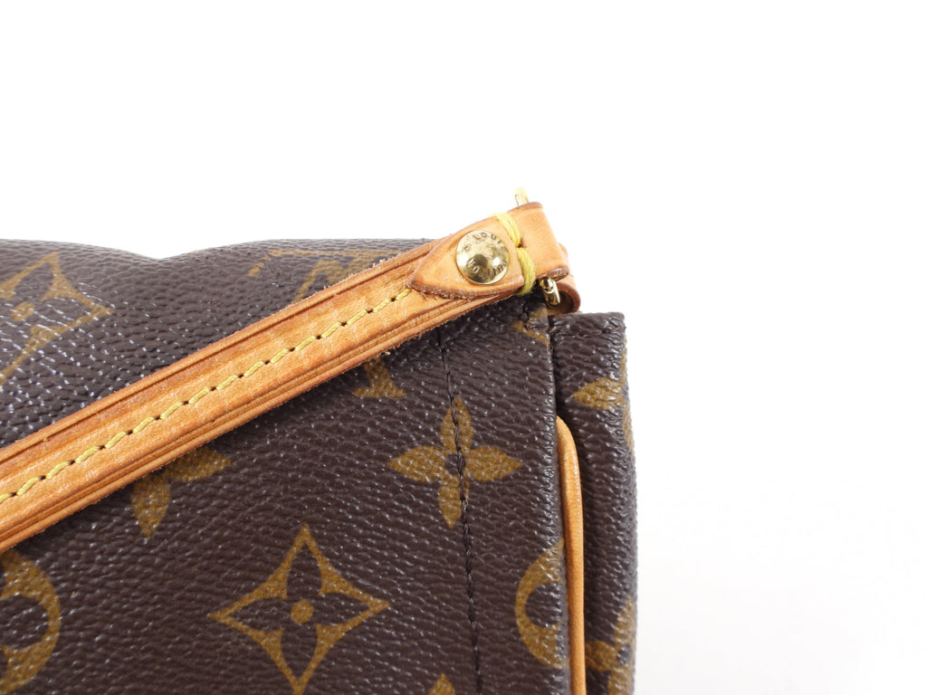 Louis Vuitton Monogram Canvas Small Beverly Clutch Pochette Bag