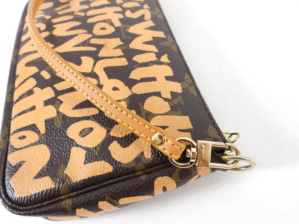 Louis Vuitton Stephen Sprouse Graffiti Pochette Accessoires Bag