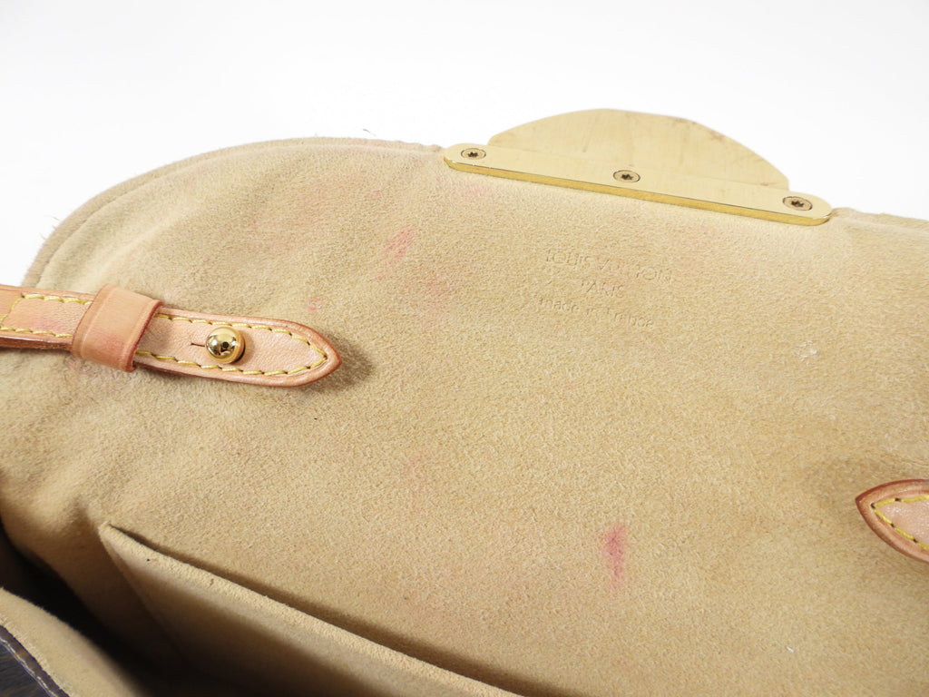Louis Vuitton Monogram Canvas Small Beverly Clutch Pochette Bag