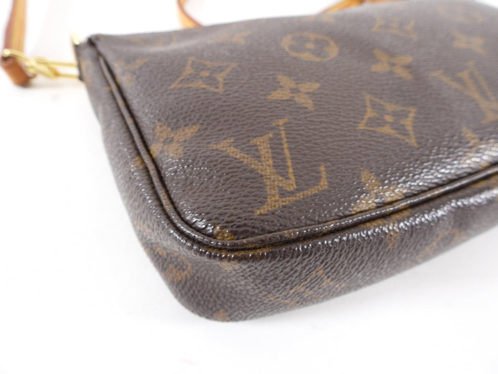 Louis Vuitton Long Strap Crossbody Monogram Pochette Accessoires Bag
