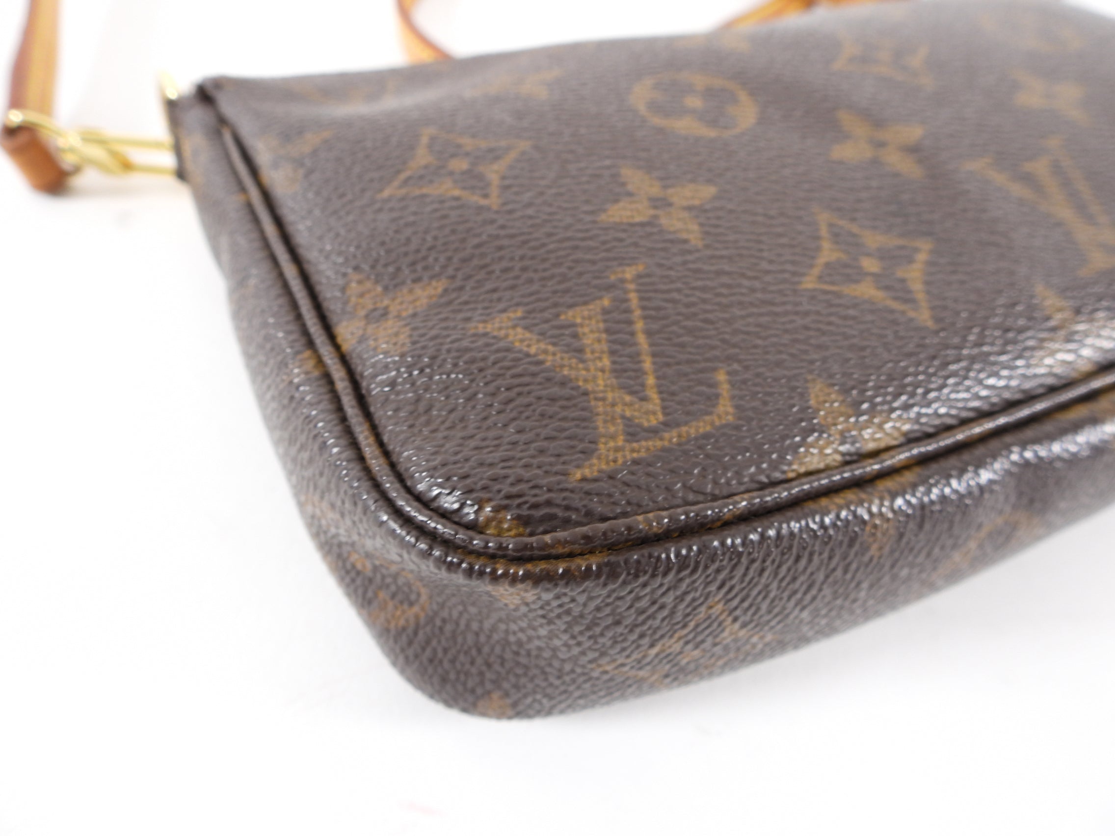 Louis Vuitton Long Strap Crossbody Monogram Pochette Accessoires Bag