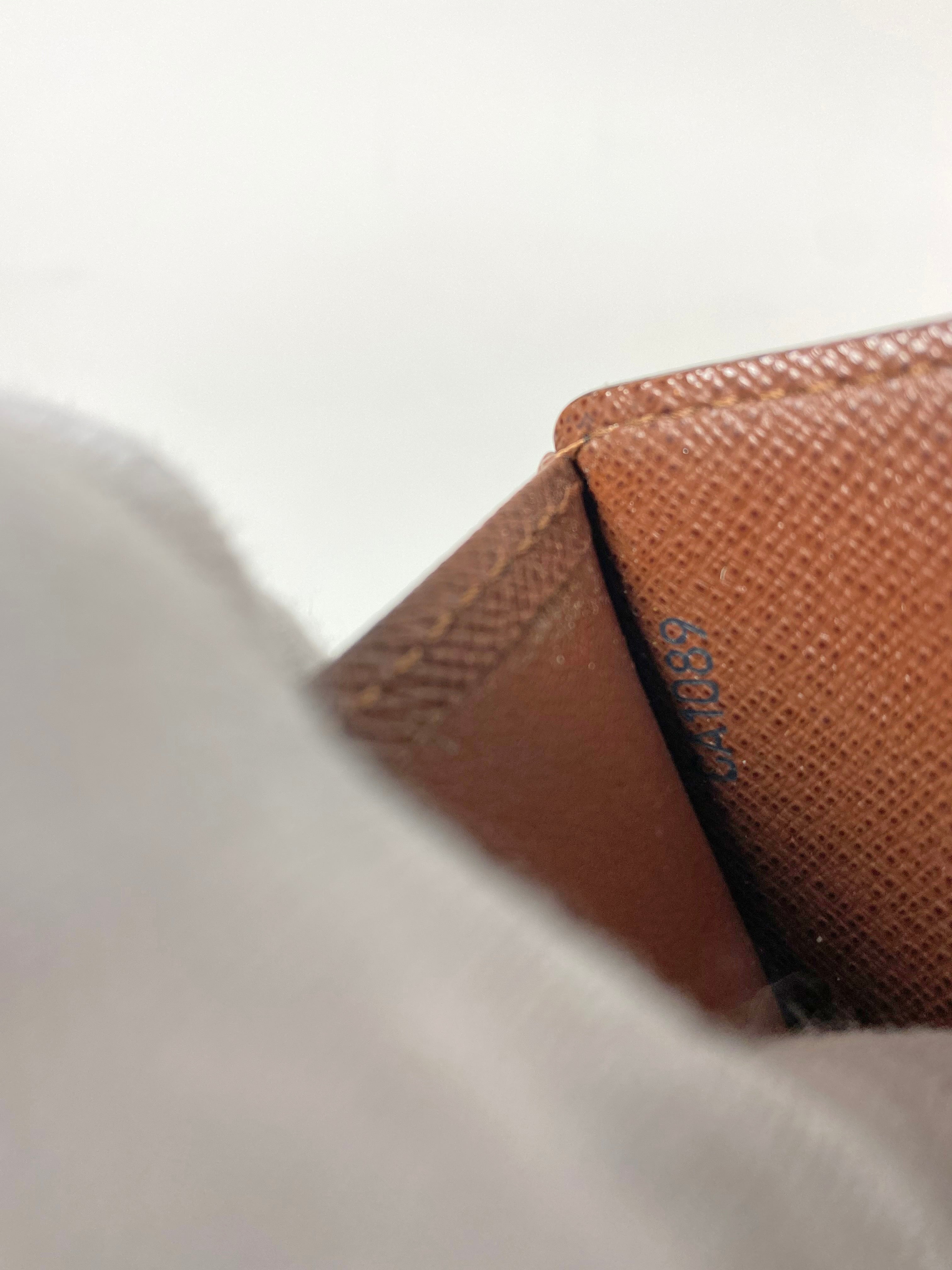 Louis Vuitton Monogram Canvas Push Clasp Wallet