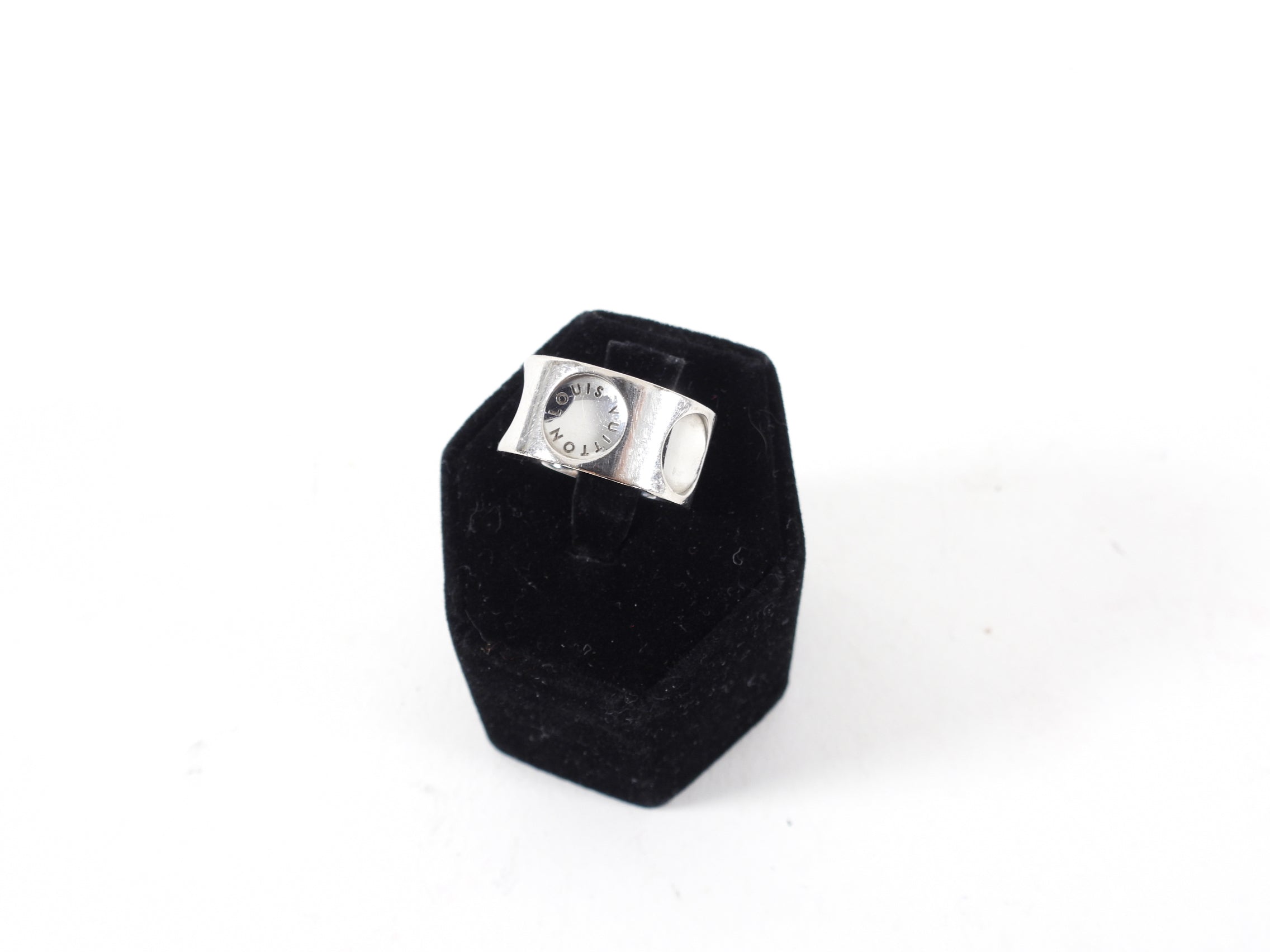 Louis Vuitton 750 18K White Gold Empreinte Ring - USA 5
