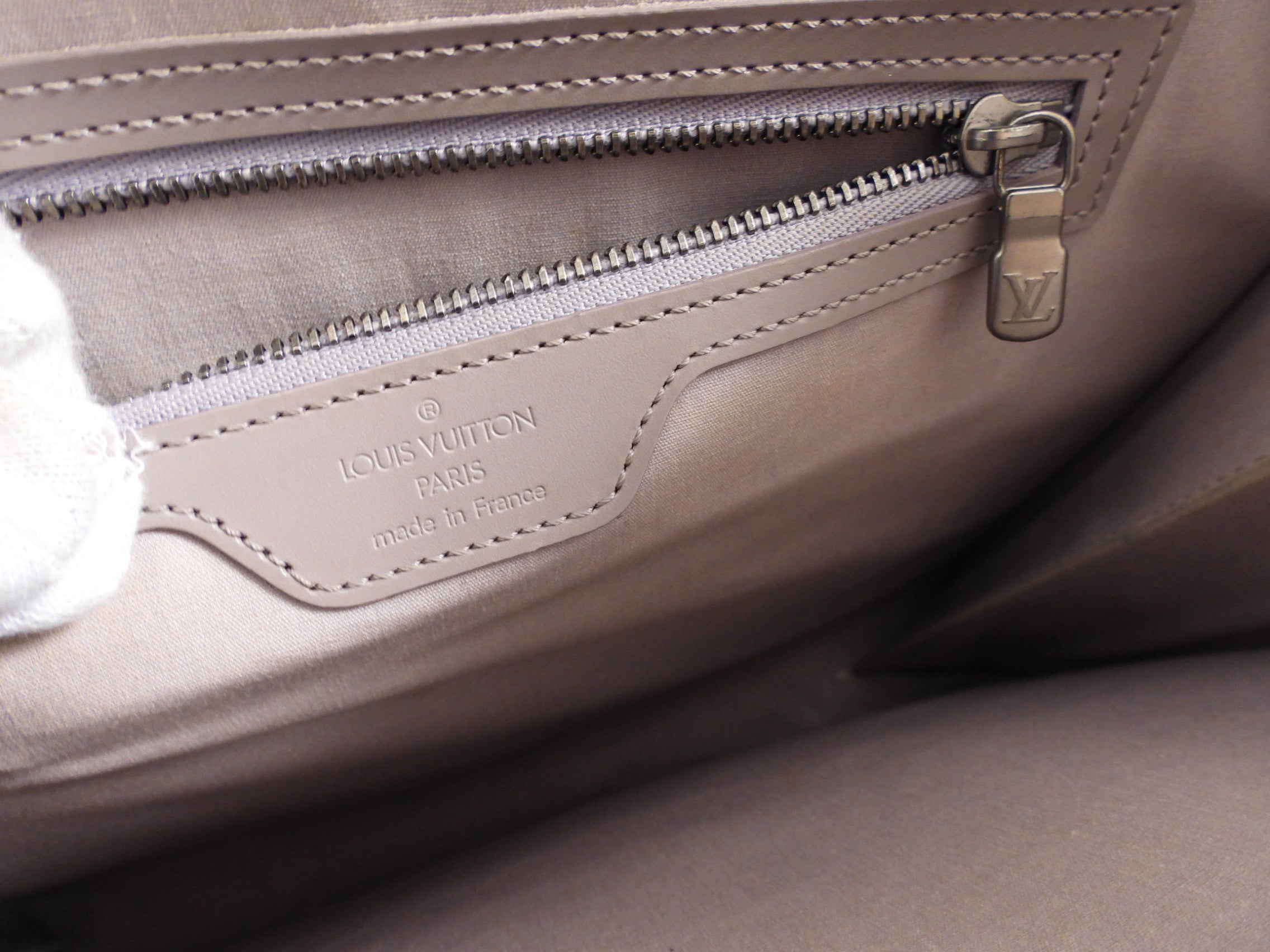 Louis Vuitton Pale Mauve St Tropez Epi Shoulder Bag