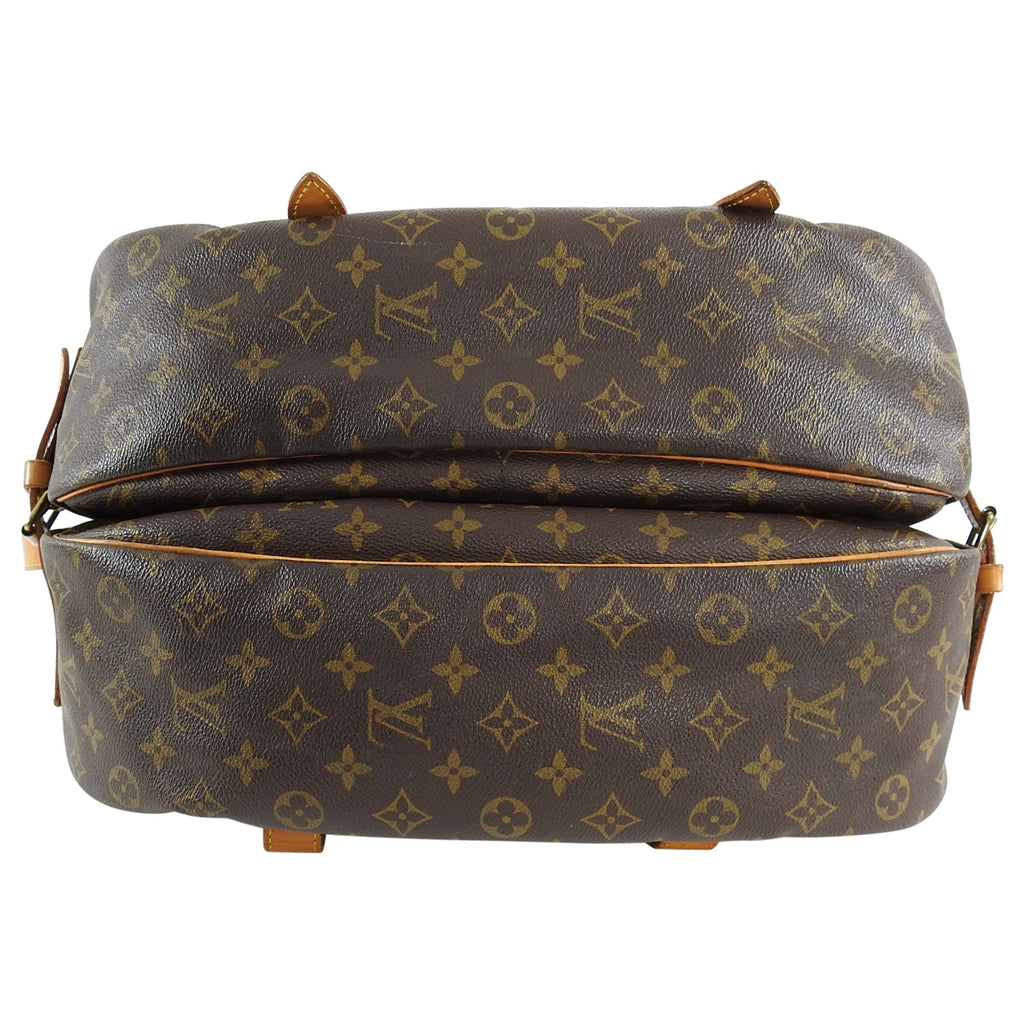 Louis Vuitton Vintage 1990 Saumur 40 Monogram Travel Messenger Bag