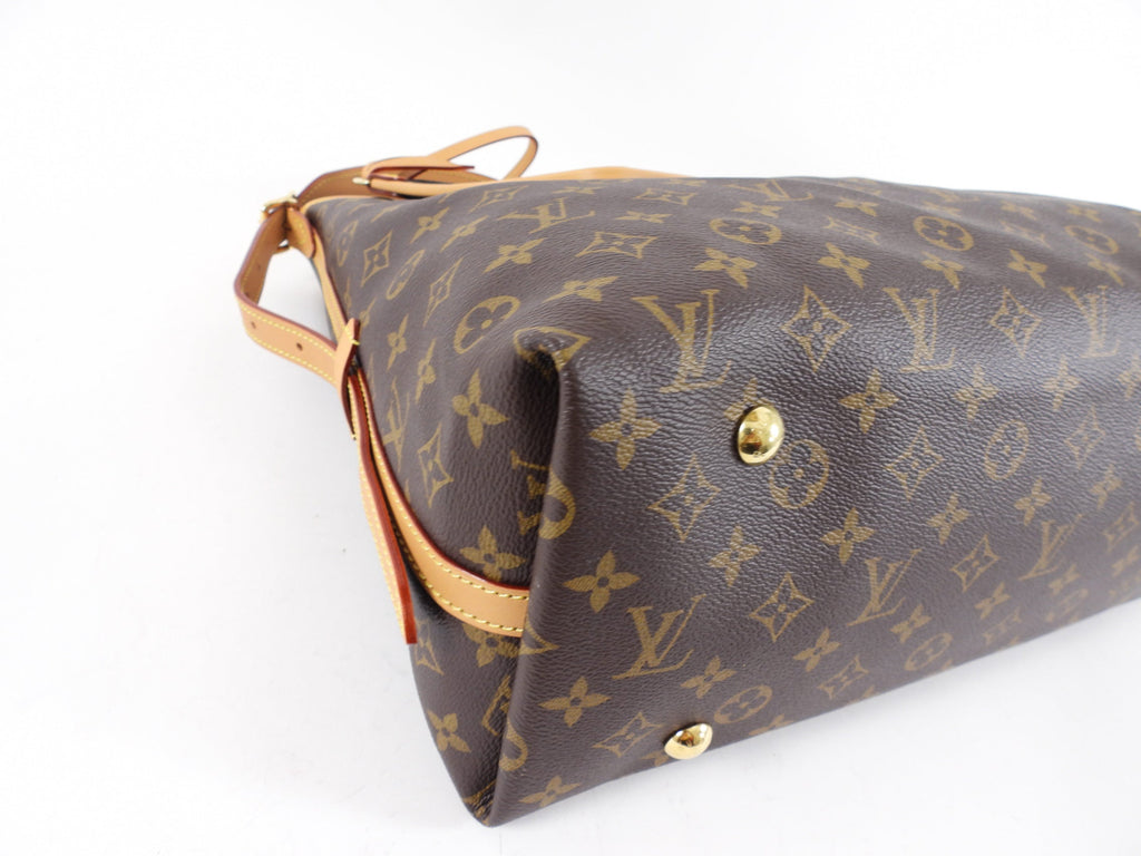 Louis Vuitton Carryall MM Monogram Canvas Shoulder Bag