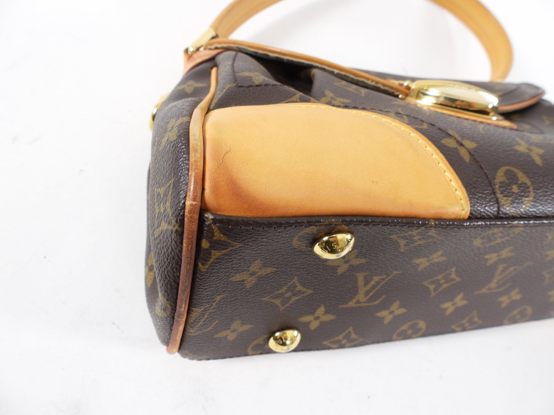Louis Vuitton Monogram Beverly MM Shoulder Bag