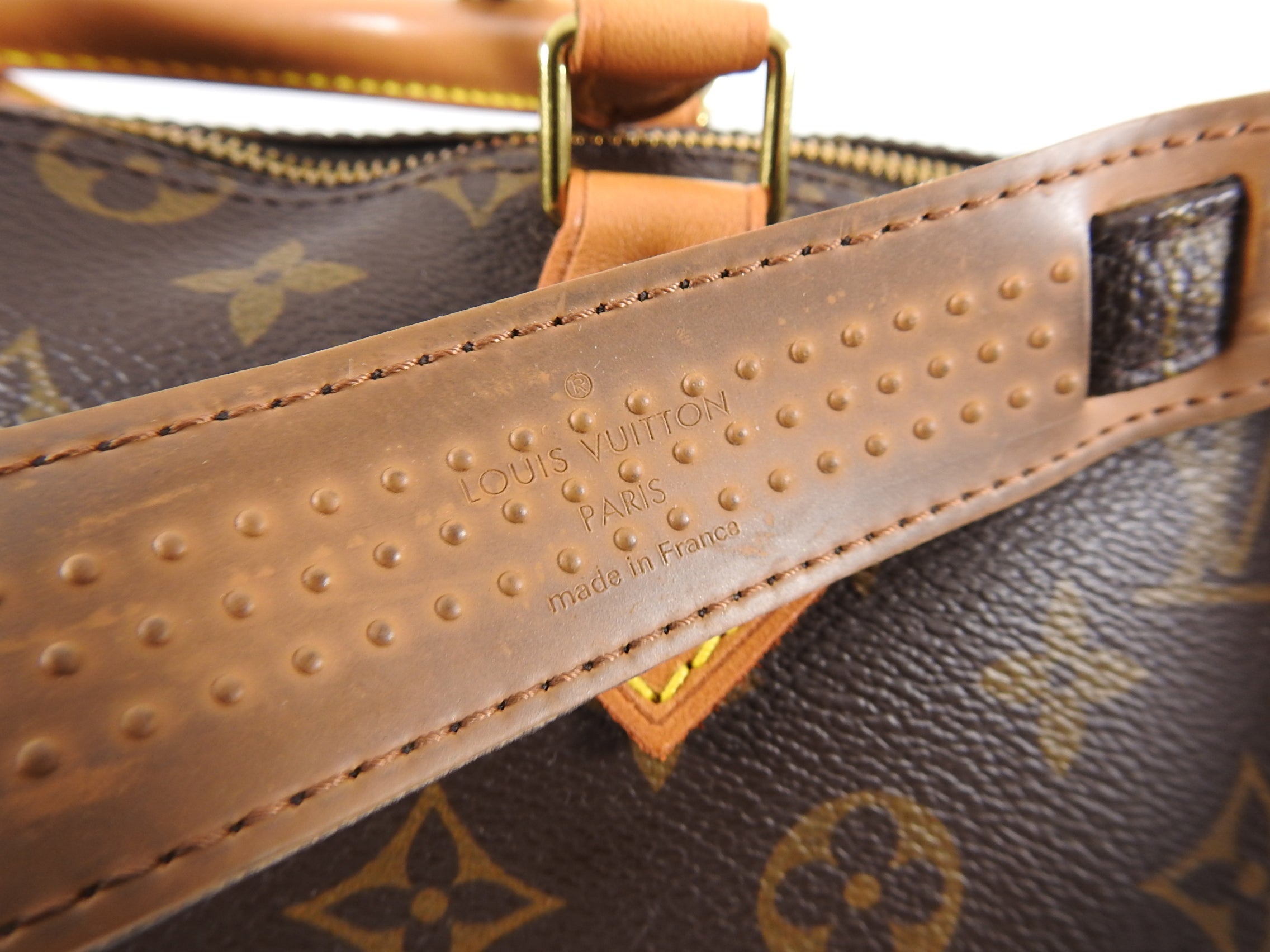 Louis Vuitton Vintage 1996 Monogram Speedy 35 With Shoulder Strap