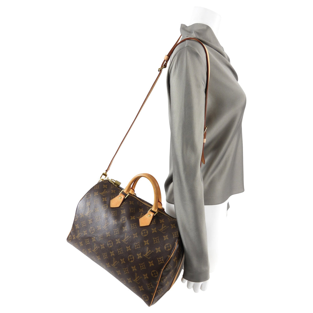 Louis Vuitton Monogram Speedy Bandouliere 30cm