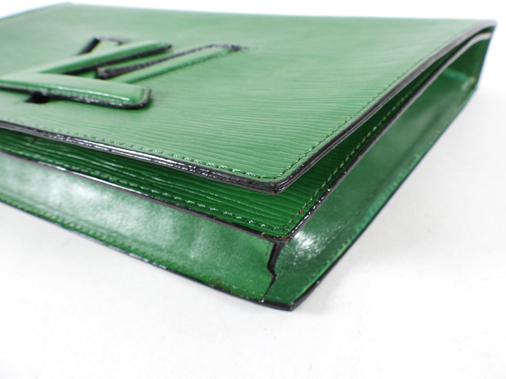 Louis Vuitton Vintage 1999 GM Green Epi Trapeze Twist Clutch Bag