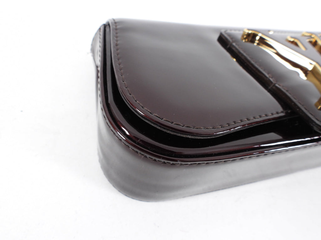Louis Vuitton Vernis Sobe Clutch in Amarante