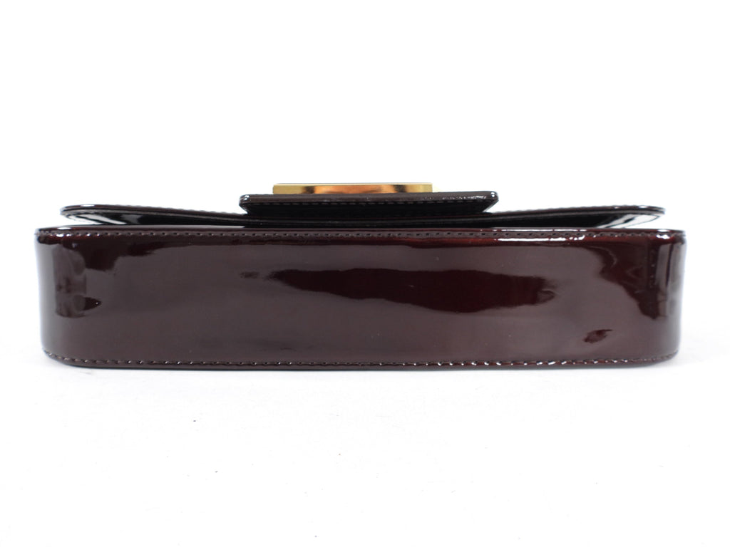Louis Vuitton Vernis Sobe Clutch in Amarante
