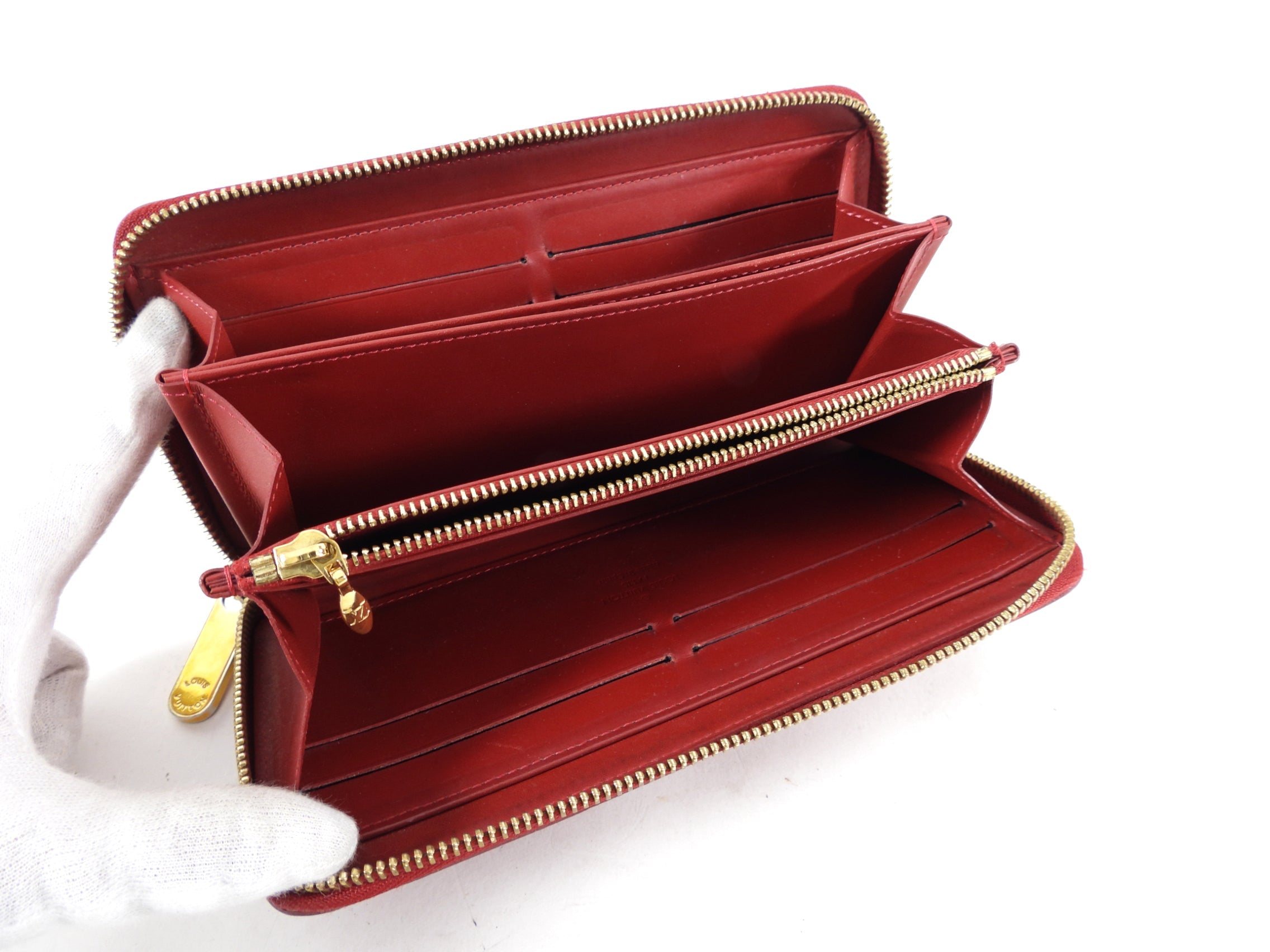 Louis Vuitton Red Vernis Monogram Zippy Continental Wallet