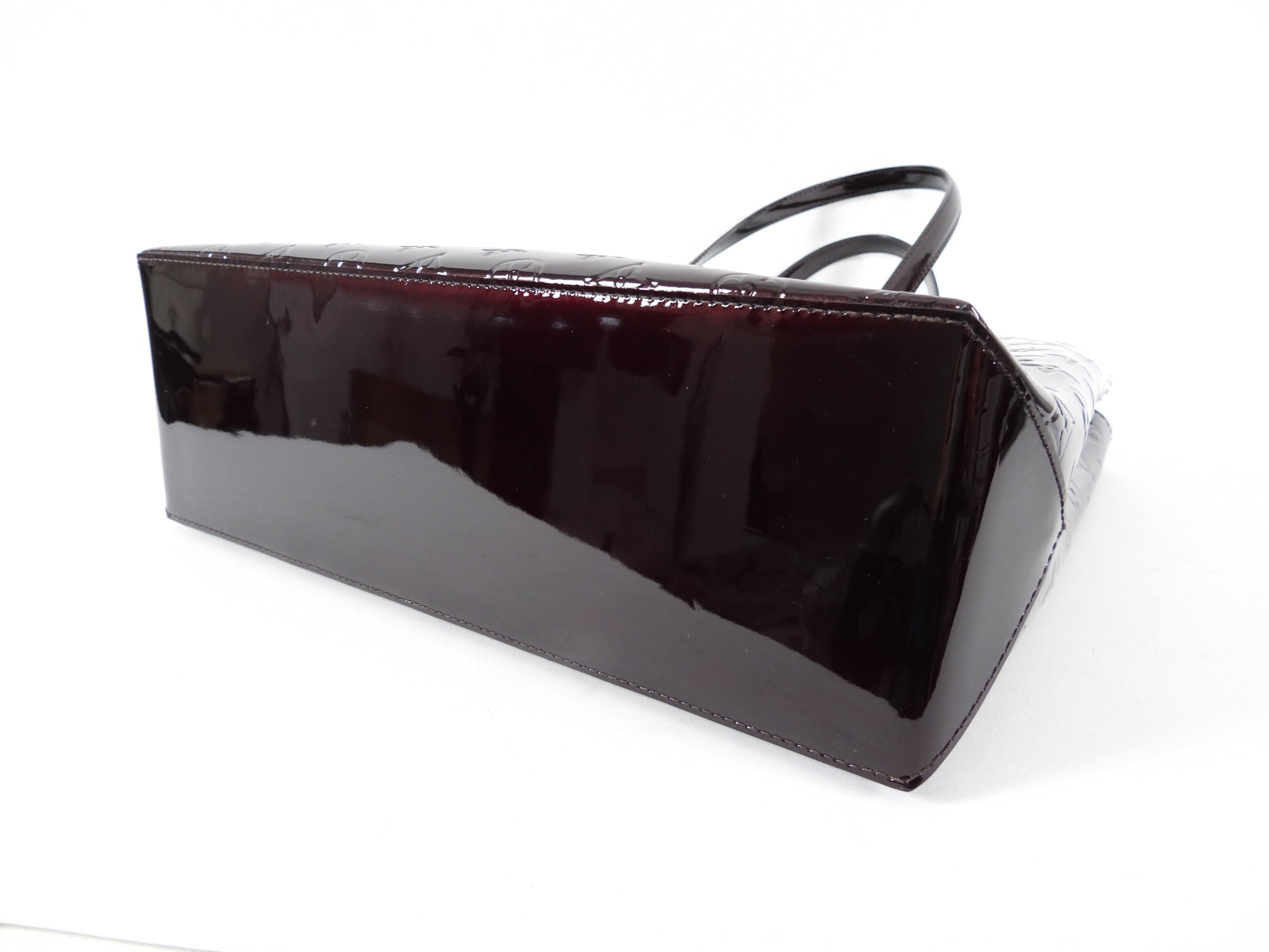 Louis Vuitton Vernis Wilshire MM Tote Bag in Amarante